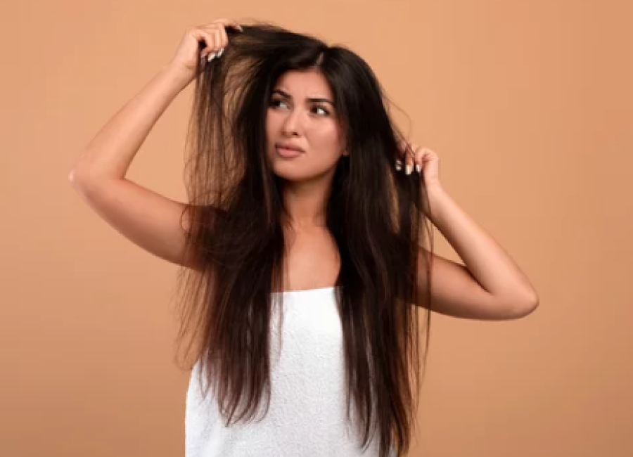 Humidity Affecting Your Hair This Monsoon