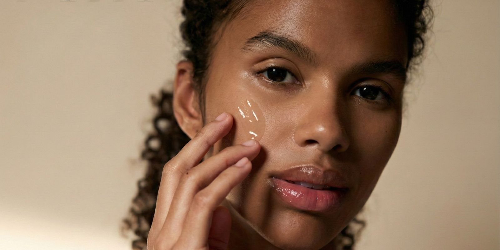 Retinol Secrets: Layering Serums Like A Pro for Supercharged Skin RETINOL SKIN c8373da2