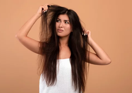 Humidity Affecting Your Hair This Monsoon