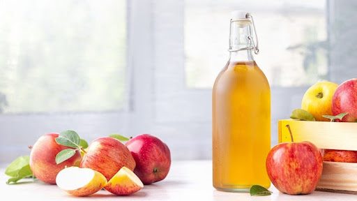 Causes Of Scalp Dermatitis & How To Treat It purcorganics apple cider vinegar